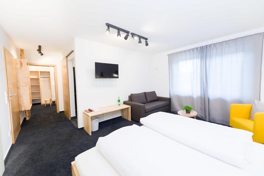 Hünfeld Hotel Rhoenhof מראה חיצוני תמונה