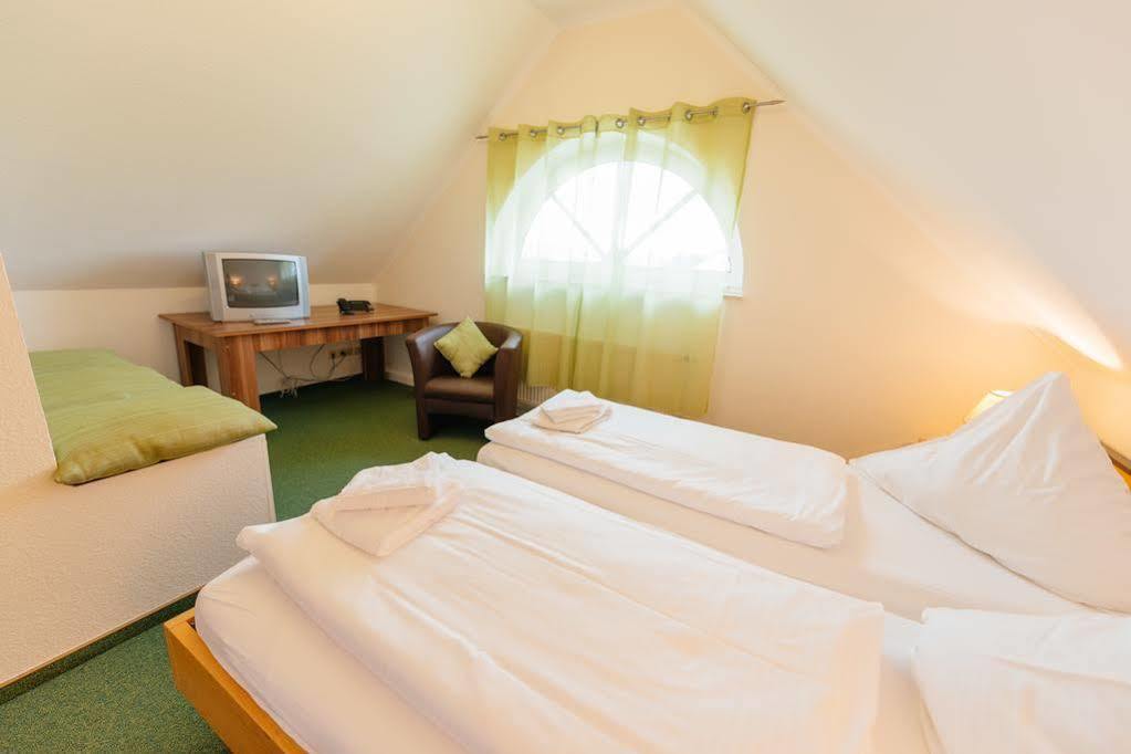 Hünfeld Hotel Rhoenhof מראה חיצוני תמונה